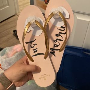 Super cute just married Kay spade flip flops!!!!
